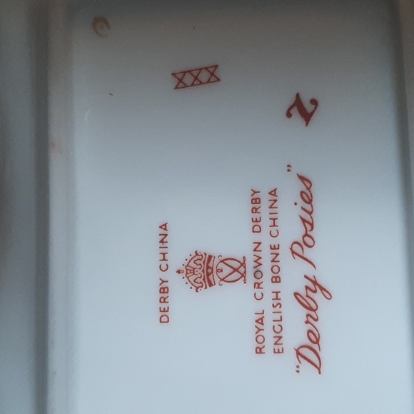Vintage Royal Crown Derby, Posies, gadroon border small dish - Picture 3 of 3